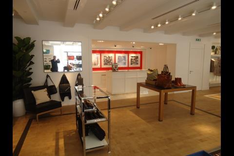 Coach, Regent Street